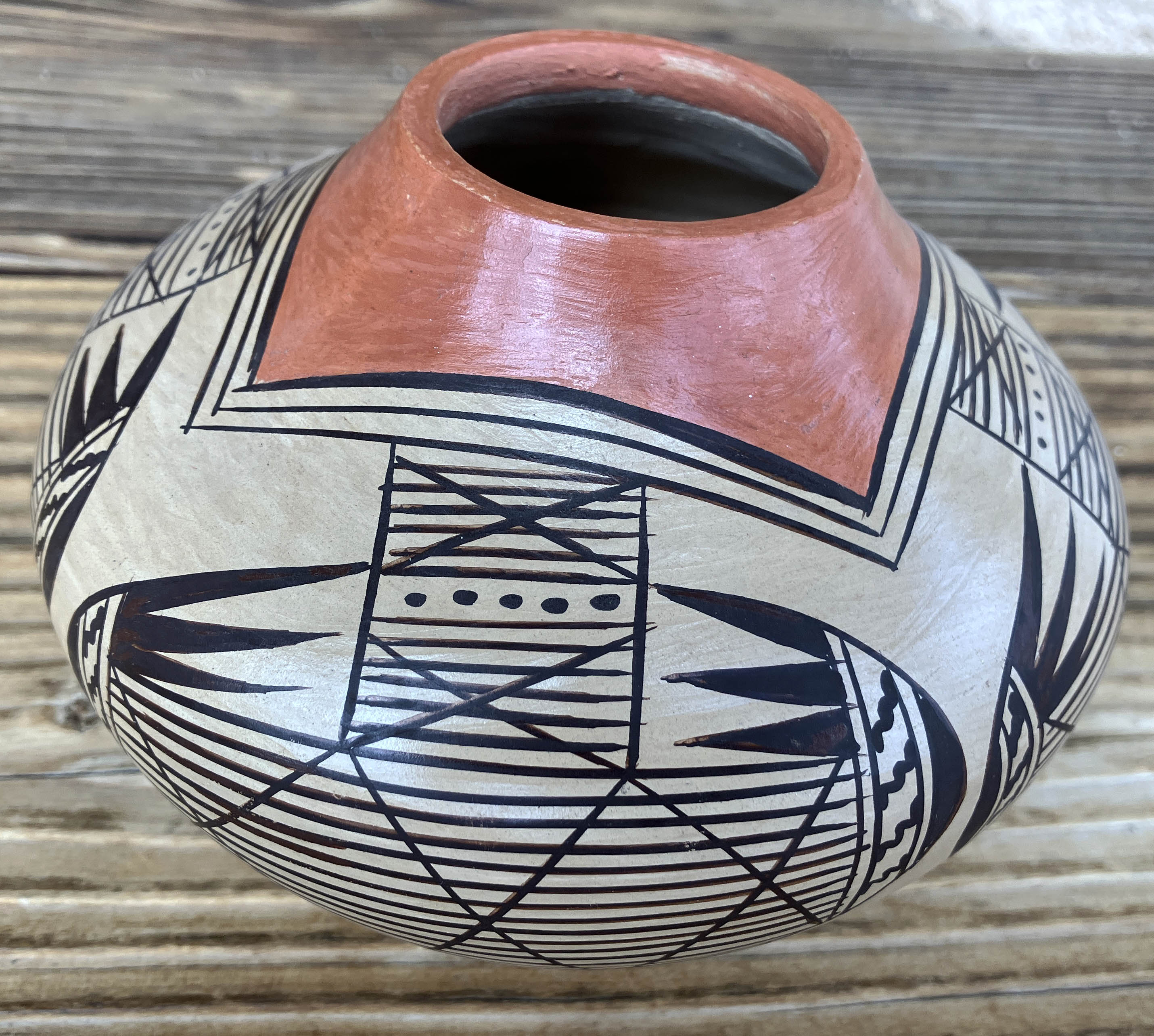 Hisi Nampeyo | Hopi Potter | Penfield Gallery of Indian Arts | Albuquerque | New Mexico